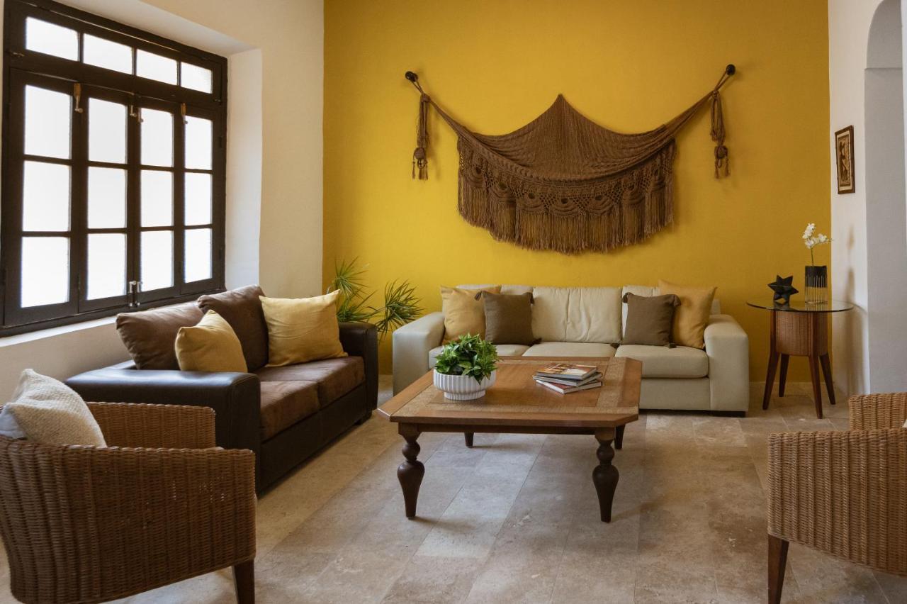 Casa Ubicada En El Corazon De Merida, Ac Y Piscina! Eksteriør billede